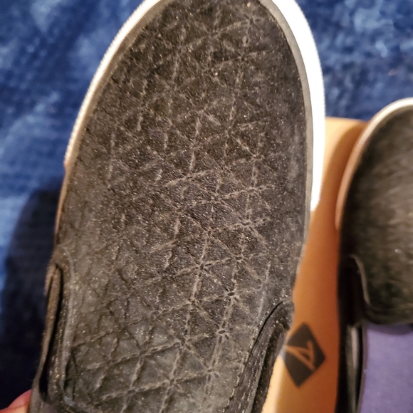 Sperry Shoes - Picture 4 of 4